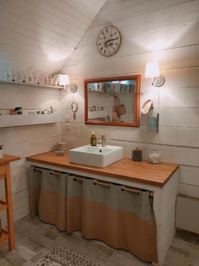Chambre Familiale Anna "Mon Lit Au Pre" , Jusqu'A 4 Adultes Et 2 Enfants Avec Piscine Familles, Couples Ou Femmes Seulement Pontours Eksteriør billede