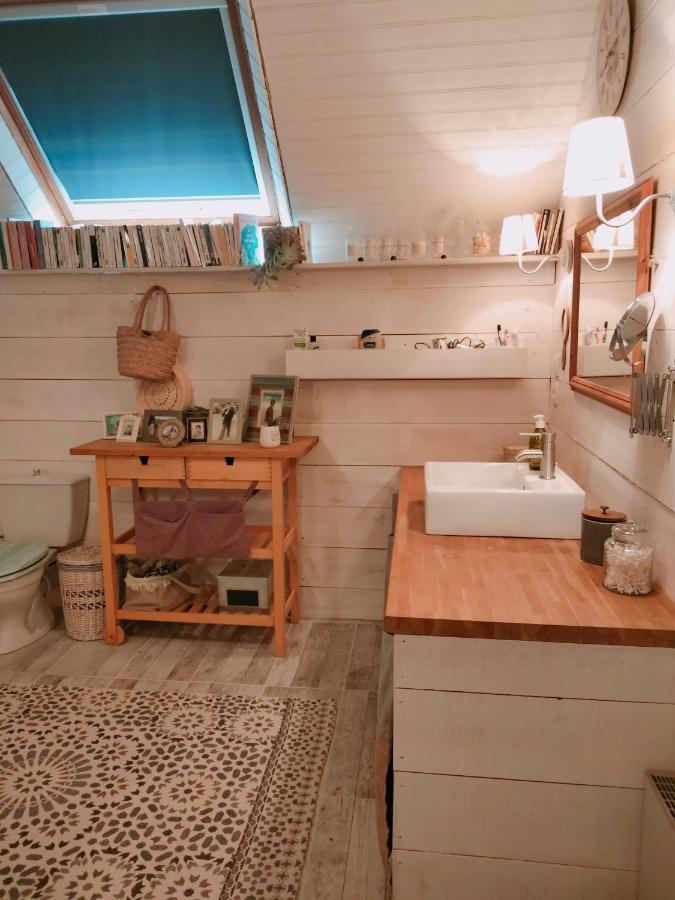 Chambre Familiale Anna "Mon Lit Au Pre" , Jusqu'A 4 Adultes Et 2 Enfants Avec Piscine Familles, Couples Ou Femmes Seulement Pontours Eksteriør billede